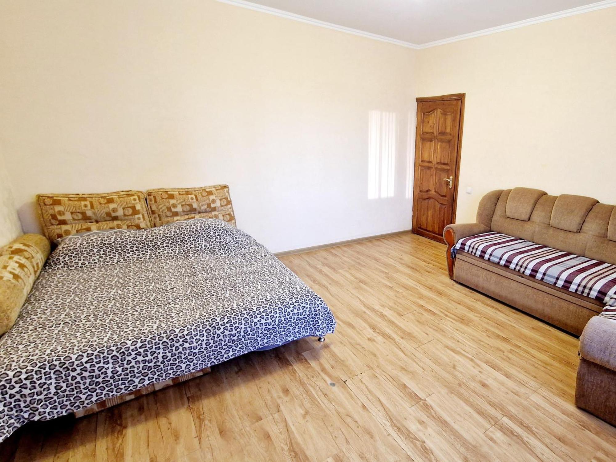 Apartment On Kravchuka, 11B Łuck Zewnętrze zdjęcie
